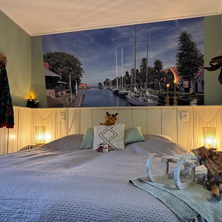 וירינגרוורף Hotelhuisjes Medemblik מראה חיצוני תמונה